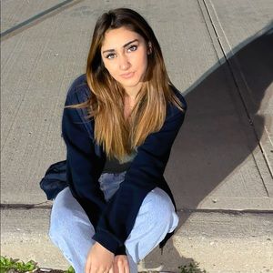 Meet your Posher, Aisha